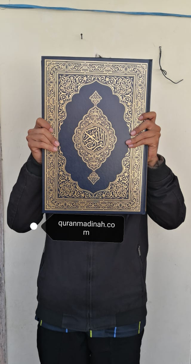 Quran Madinah Ukuran Jumbo biasanya Yang dibaca Imam